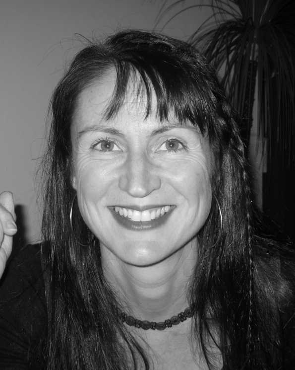 Interview with Emily Macgregor from Blooms Health Products