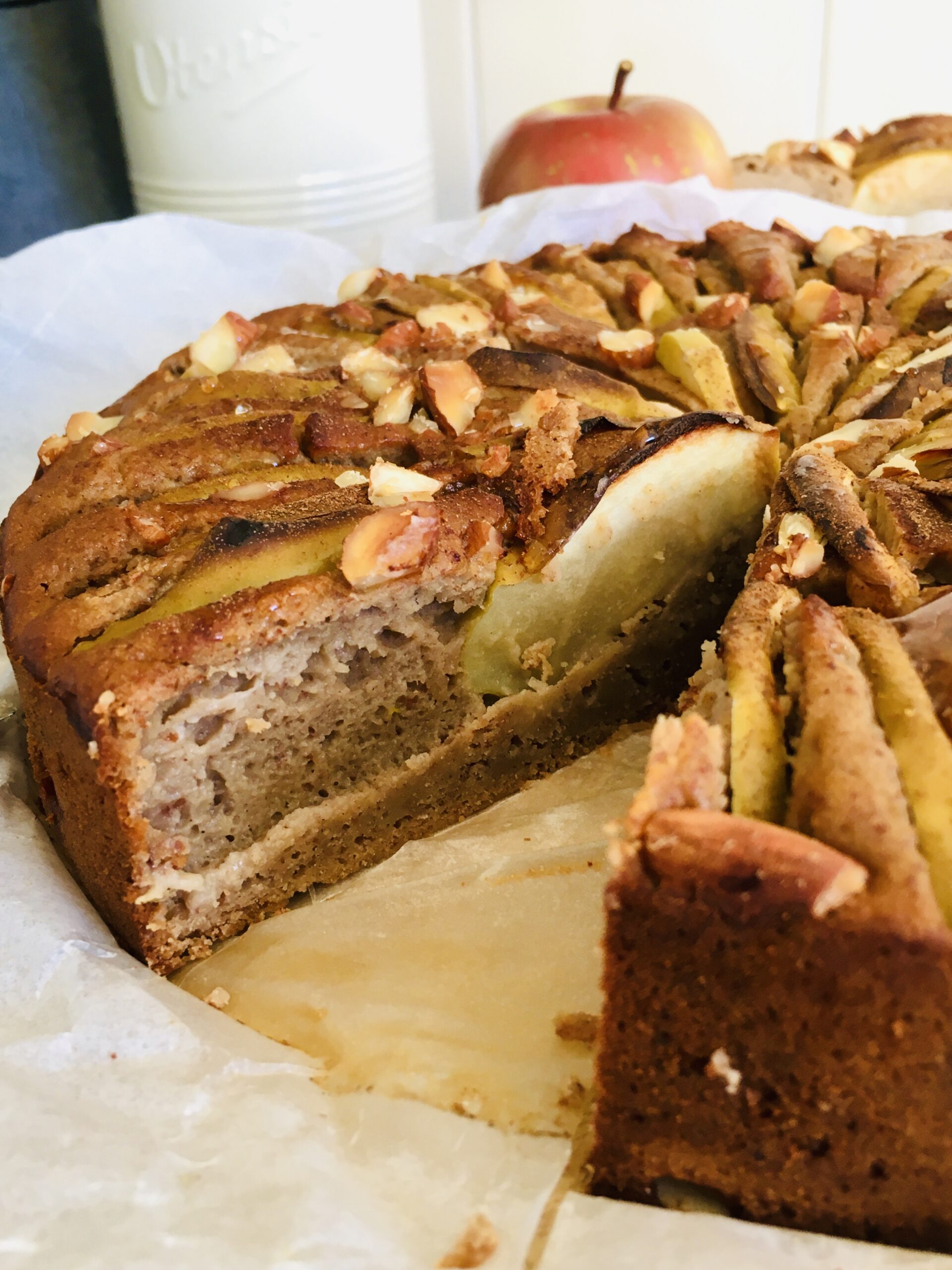 Almond Apple Honey Cake | The Raw Food Kitchen